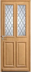 Porte d'entrée en chêne avec deux vitrages à croisillons en losange